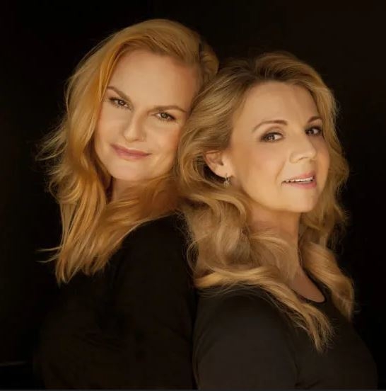 Kateřina Schauerová, Marek Sucharda, Praha - Třetí prst na levé ruce