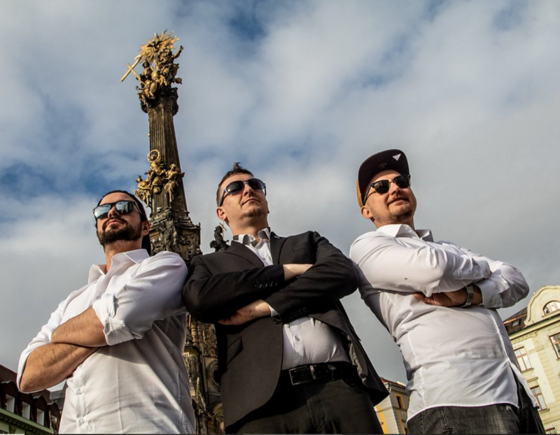 Děláme to ve třech!