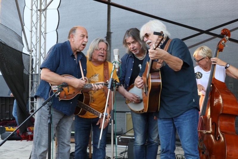 BG Styl a Trapeři s Robertem Křesťanem - Křest nového CD