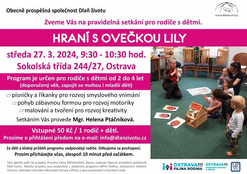 Hraní s ovečkou Lily