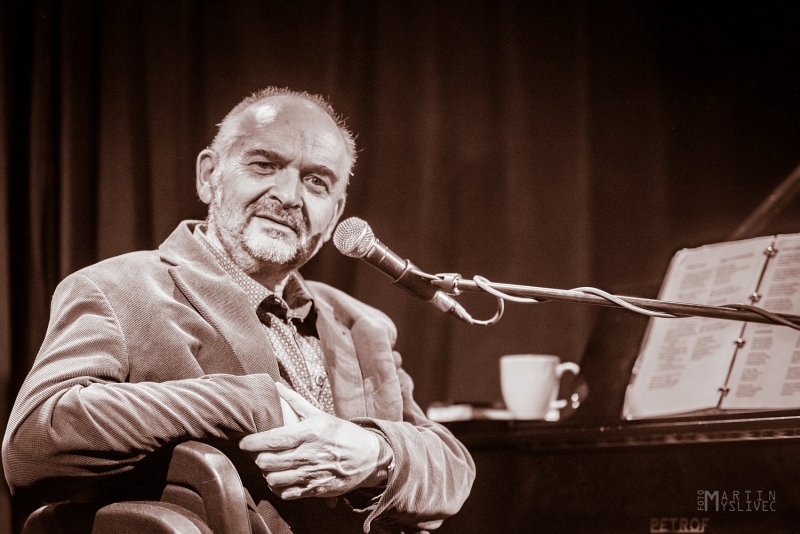 Jan Burian: Jarní antidepresivní večírek