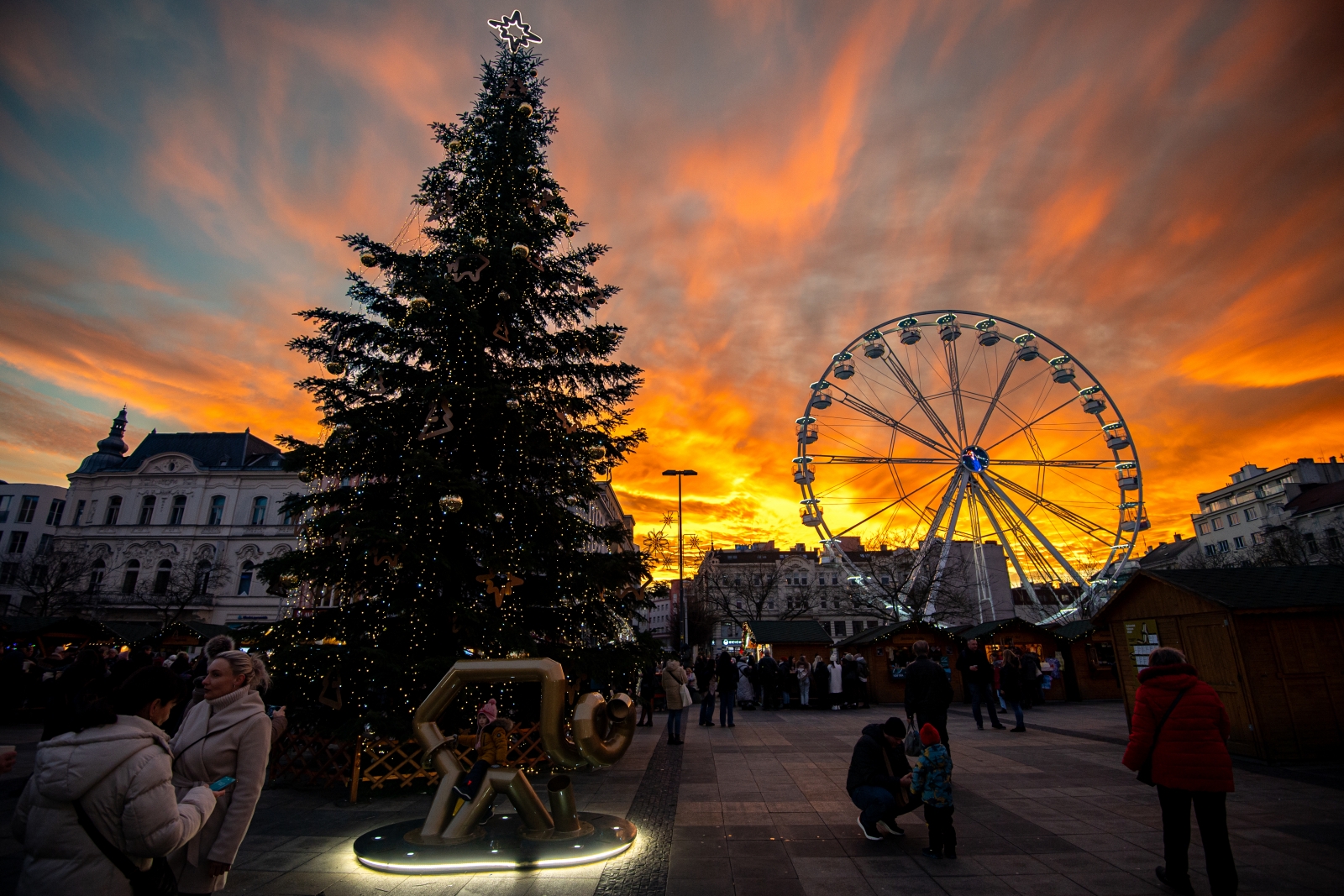 Slavnostní zahájení Ostravských Vánoc a rozsvícení vánočního stromu