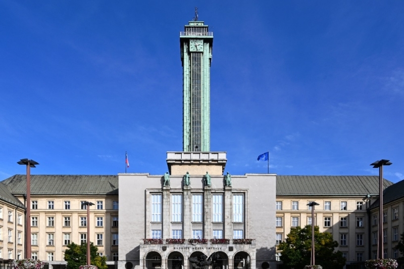 Slavnostní setkání u Pamětní desky obětem zla