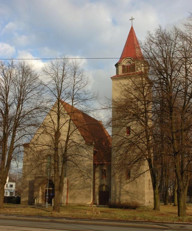 Kostel sv. Antonína Paduánského, Ostrava-Kunčičky